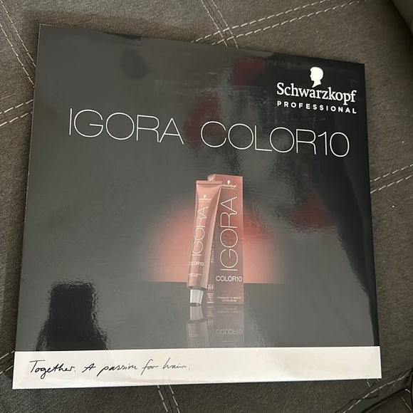 NEW Igora Color 10 professional hair color swatch book - Picture 1 of 3